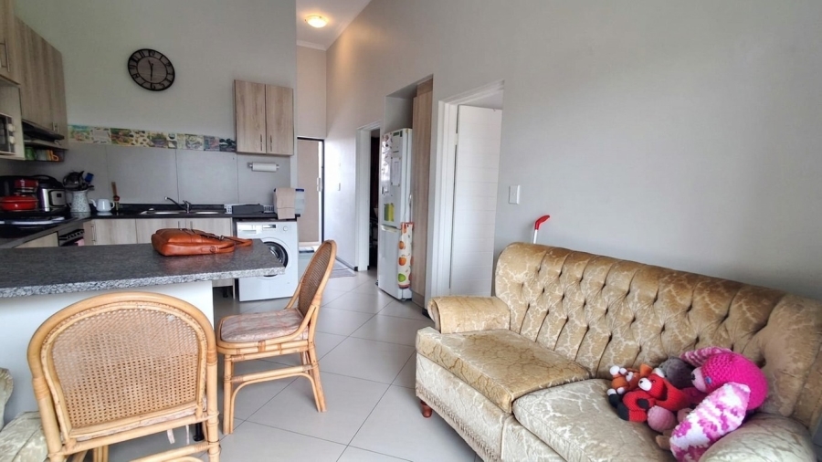 2 Bedroom Property for Sale in Buhrein Western Cape